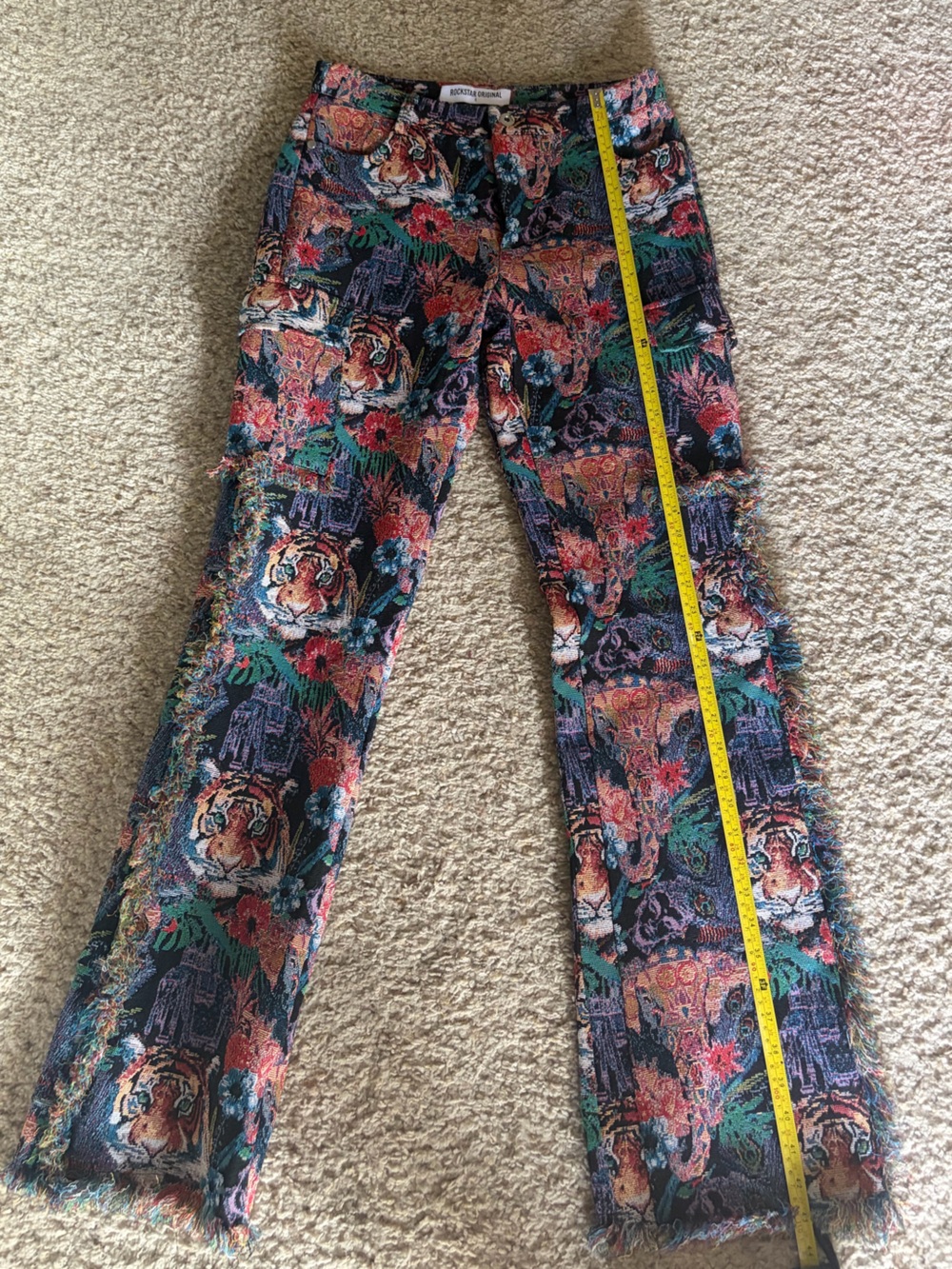 Tiger & Floral Wide-Leg Cargo Pants in Multi-Color - Picture 5 of 7